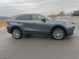 Used 2021 Toyota Venza Limited video 2