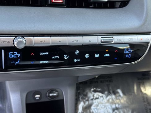 Certified 2024 Hyundai Ioniq 5 SEL image 12
