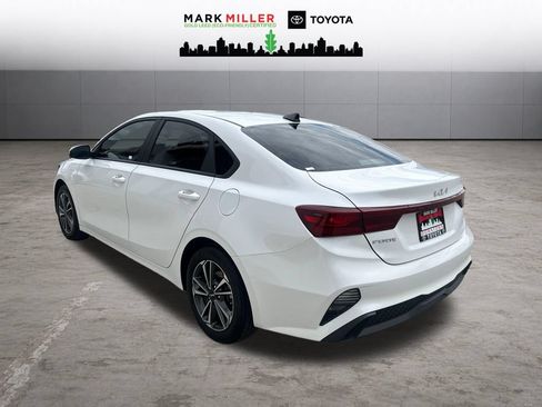 Used 2024 Kia Forte LXS FWD image 3