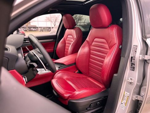 Used 2019 Alfa Romeo Stelvio Ti Sport w/ Quick Order Package 22S Sport image 9
