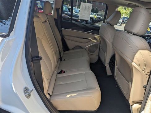 Certified 2022 Jeep Grand Cherokee Limited image 29