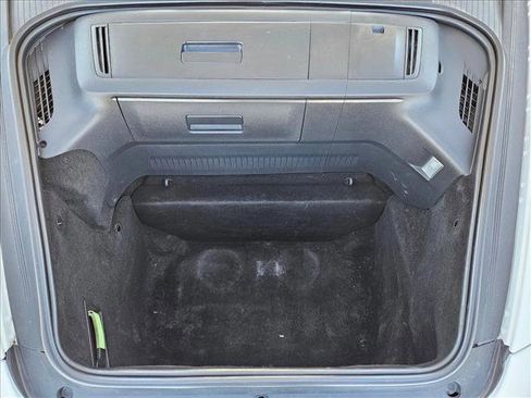 Used 2011 Porsche Cayman image 18