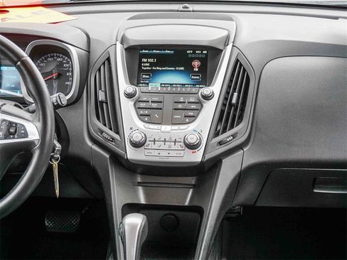 Used 2015 Chevrolet Equinox LT image 15