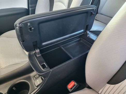 Used 2017 Toyota Prius Two FWD image 45