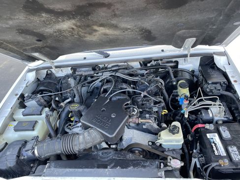 Used 2002 Ford Ranger XLT image 14