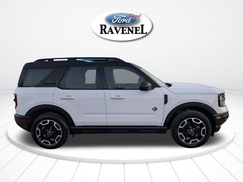 Used 2024 Ford Bronco Sport Outer Banks w/ Tech Package AWD/4WD image 3