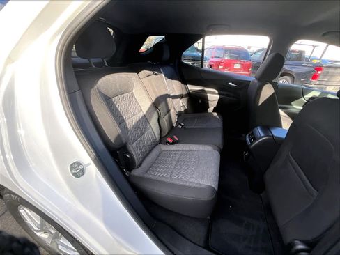 Used 2023 Chevrolet Equinox LT image 14