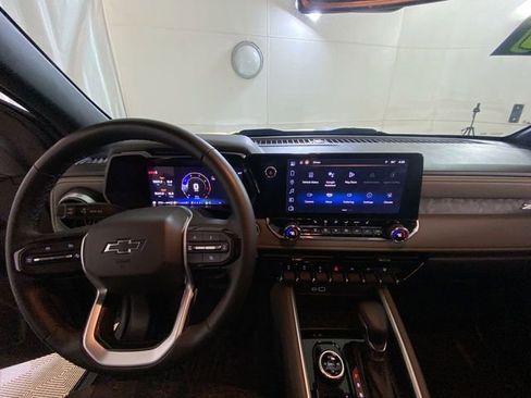 Used 2024 Chevrolet Colorado ZR2 w/ Safety Package image 27