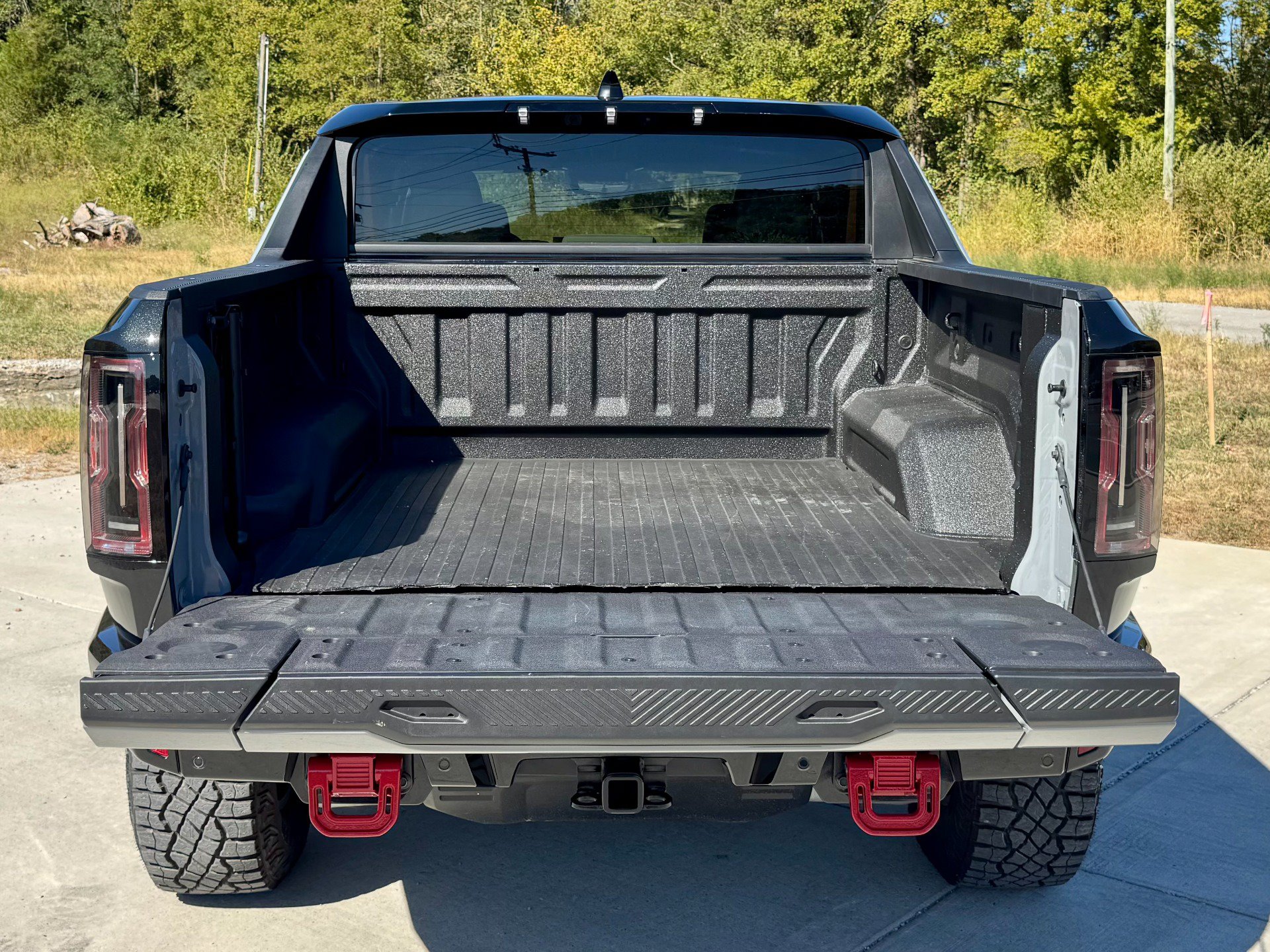Used 2025 GMC Hummer EV 3X w/ Extreme Off-Road Package AWD/4WD image 8
