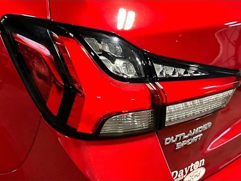 Used 2022 Mitsubishi Outlander Sport SE image 33