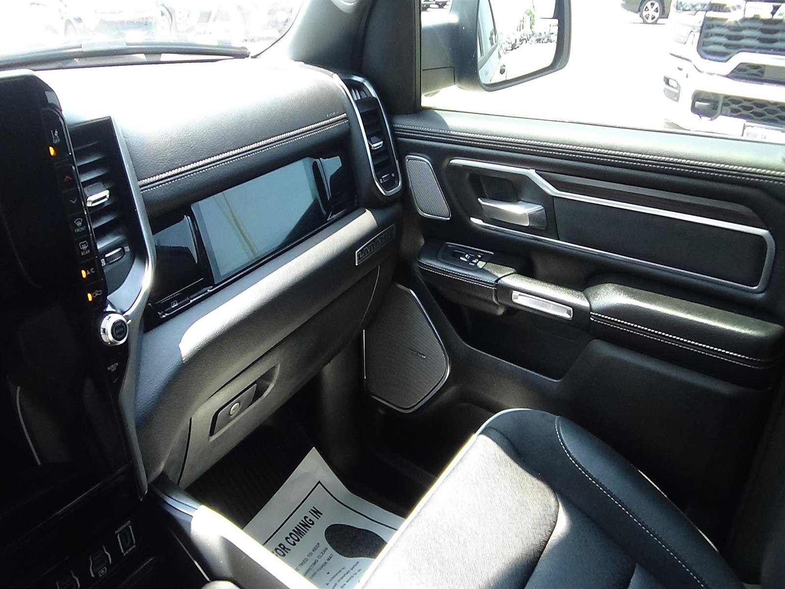 Used 2025 RAM 1500 Laramie w/ Night Edition AWD/4WD image 29