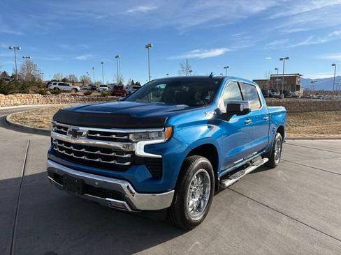 Used 2022 Chevrolet Silverado 1500 LTZ w/ LTZ Convenience Package II AWD/4WD image 4