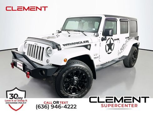 Used 2017 Jeep Wrangler Unlimited Sahara w/ Dual Top Group AWD/4WD image 1