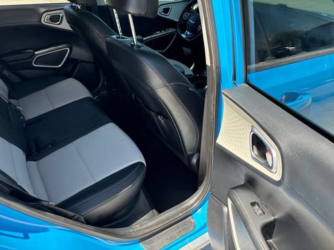 Used 2024 Kia Soul GT-Line FWD image 13