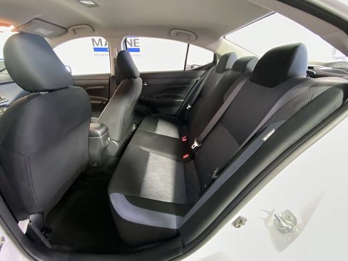 Used 2025 Nissan Versa SV FWD image 28