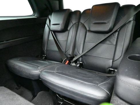 Used 2017 Mercedes-Benz GLS 550 4MATIC image 17