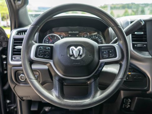 Used 2022 RAM 2500 Big Horn w/ Cold Weather Group AWD/4WD image 14