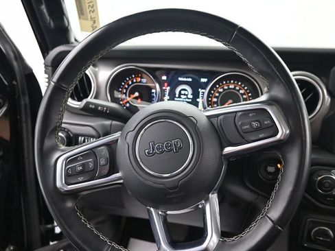 Used 2021 Jeep Gladiator Overland AWD/4WD image 20