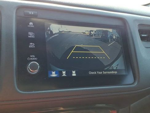 Used 2019 Honda HR-V Sport image 11