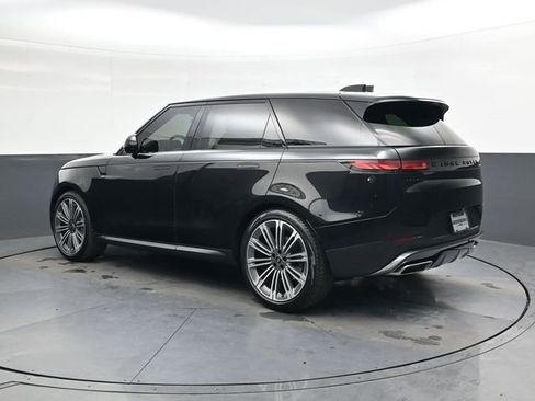 Used 2024 Land Rover Range Rover Sport SE image 7