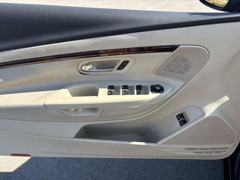 Used 2009 Volkswagen Eos Lux image 11