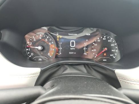 Used 2025 Jeep Compass Limited image 12