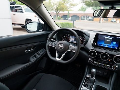 Used 2025 Nissan Sentra SV w/ All-Weather Package image 10