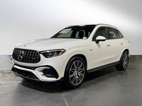 New 2026 Mercedes-Benz GLC 43 AMG 4MATIC image 7