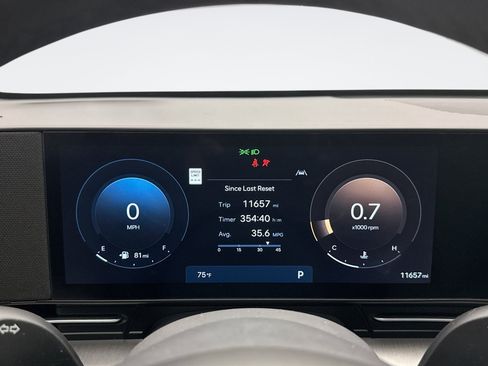 Used 2026 Hyundai Kona Limited FWD image 13