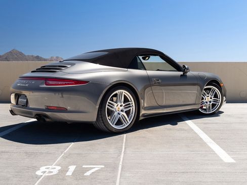 Used 2014 Porsche 911 Carrera 4S AWD/4WD image 9