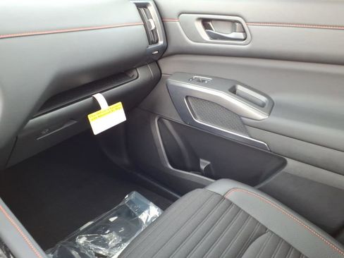 New 2026 Nissan Pathfinder Rock Creek image 23