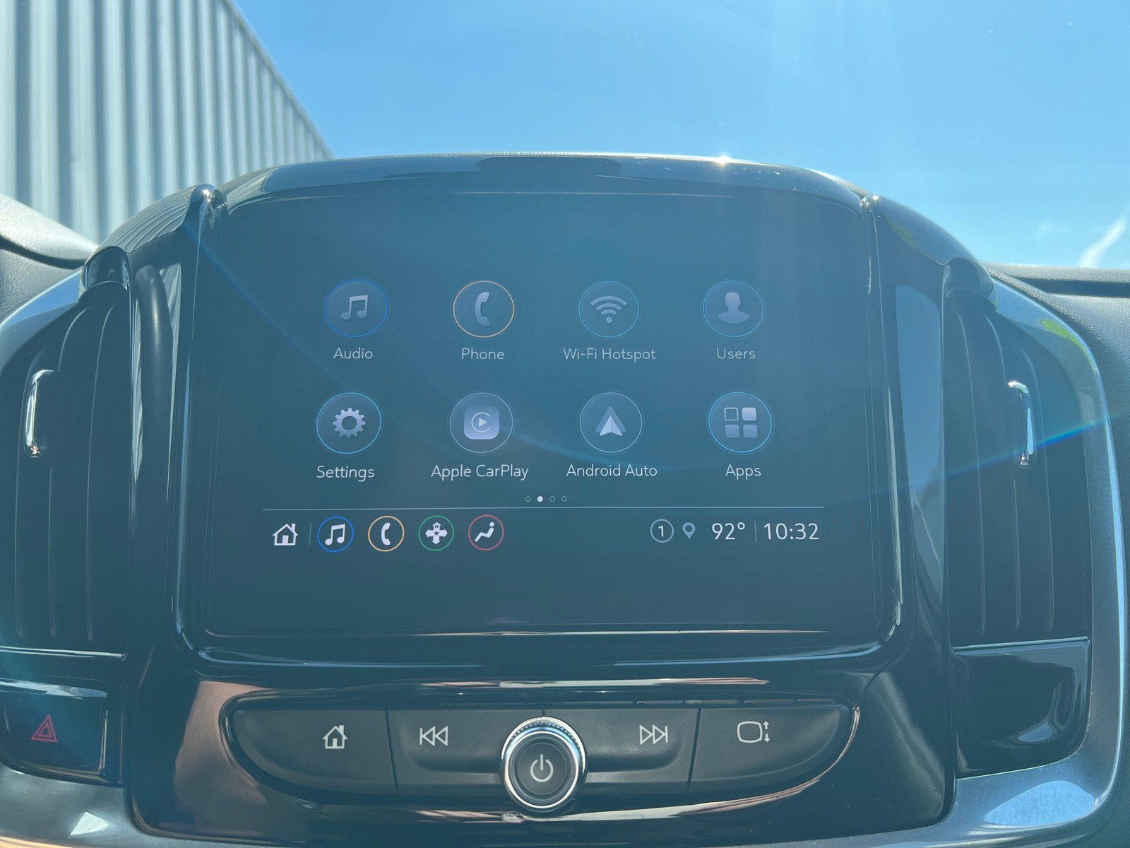 Used 2022 Chevrolet Traverse LT AWD/4WD image 33