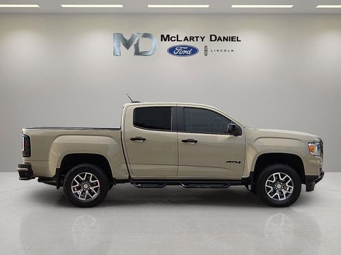 Used 2022 GMC Canyon AT4 w/ Driver Alert Package AWD/4WD image 6