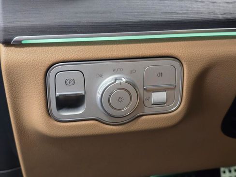 New 2026 Mercedes-Benz GLS 450 4MATIC image 25