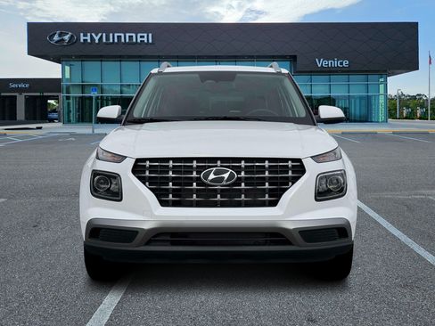 New 2026 Hyundai Venue SEL FWD image 31