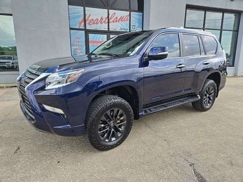 Used 2020 Lexus GX 460 Premium w/ Premium Package AWD/4WD image 4