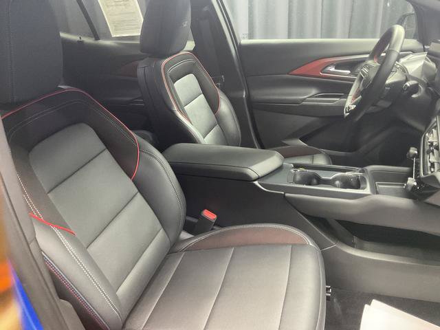Used 2025 Chevrolet Equinox EV RS FWD image 15
