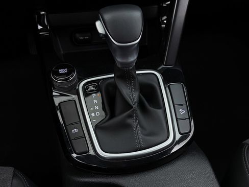 Certified 2025 Kia Seltos S FWD image 22