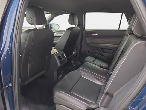 Used 2022 Volkswagen Atlas Cross Sport SE AWD/4WD image 12