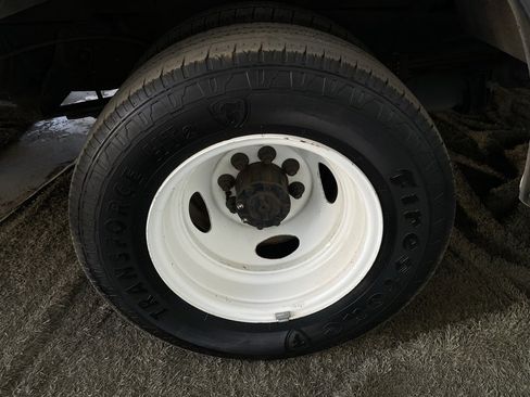 Used 2017 Ford E-350 and Econoline 350 Super Duty w/ A/C Prep Package image 13