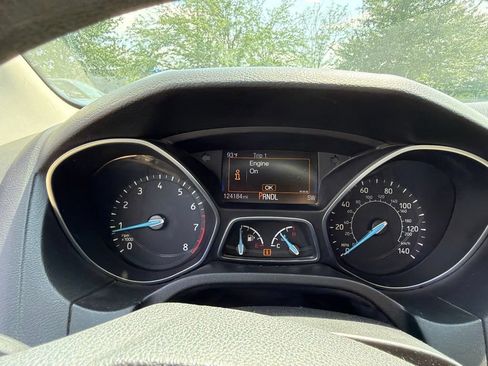 Used 2016 Ford Focus SE FWD image 7