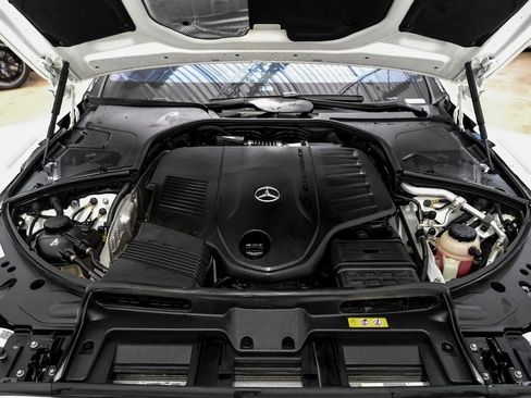 Used 2022 Mercedes-Benz S 500 4MATIC w/ AMG Line Package image 47