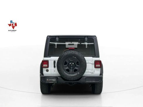 Used 2020 Jeep Wrangler Sport AWD/4WD image 8