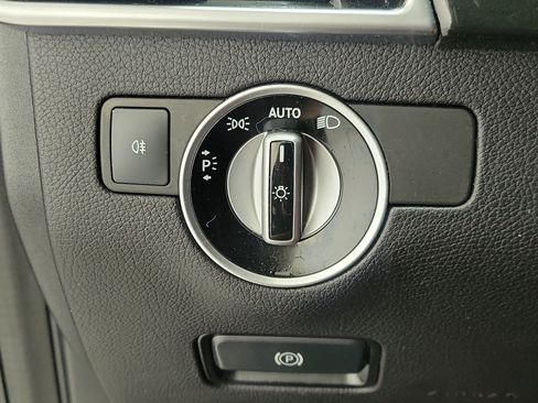 Used 2019 Mercedes-Benz GLE 400 4MATIC image 23