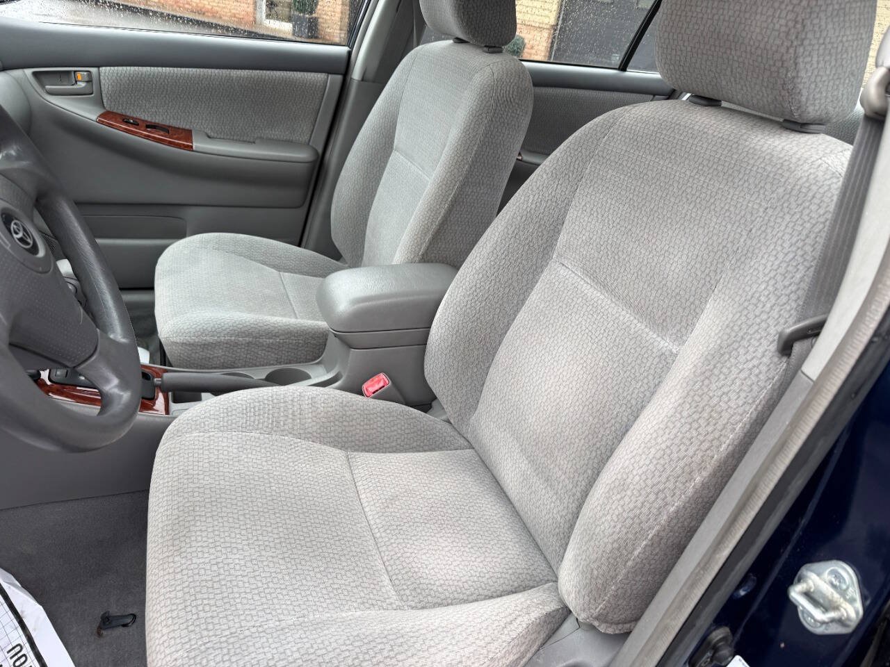 Used 2004 Toyota Corolla CE FWD image 14