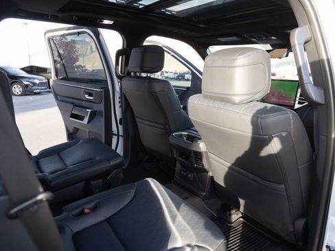 Used 2025 Toyota Sequoia Platinum image 30