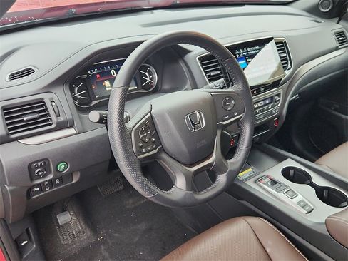 Used 2024 Honda Passport EX-L image 18
