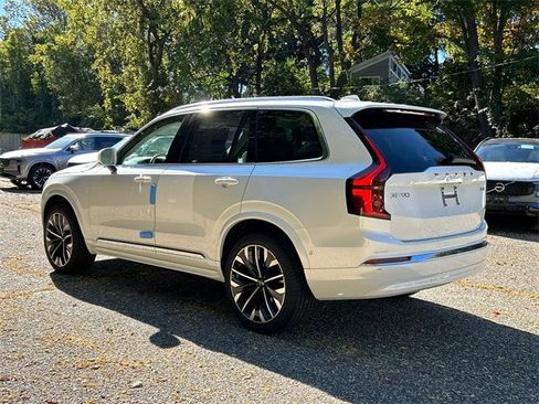 New 2026 Volvo XC90 B6 Ultra w/ Protection Package image 4