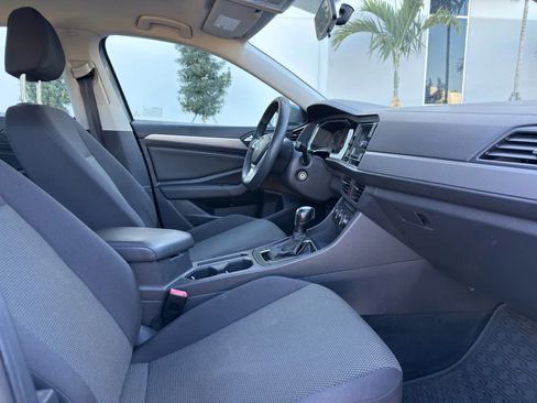 Used 2019 Volkswagen Jetta S w/ Driver Assistance Package FWD image 6