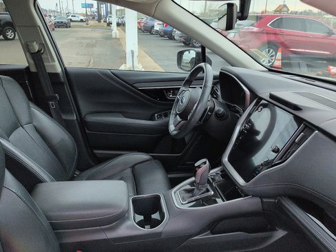 Used 2023 Subaru Outback Limited image 7